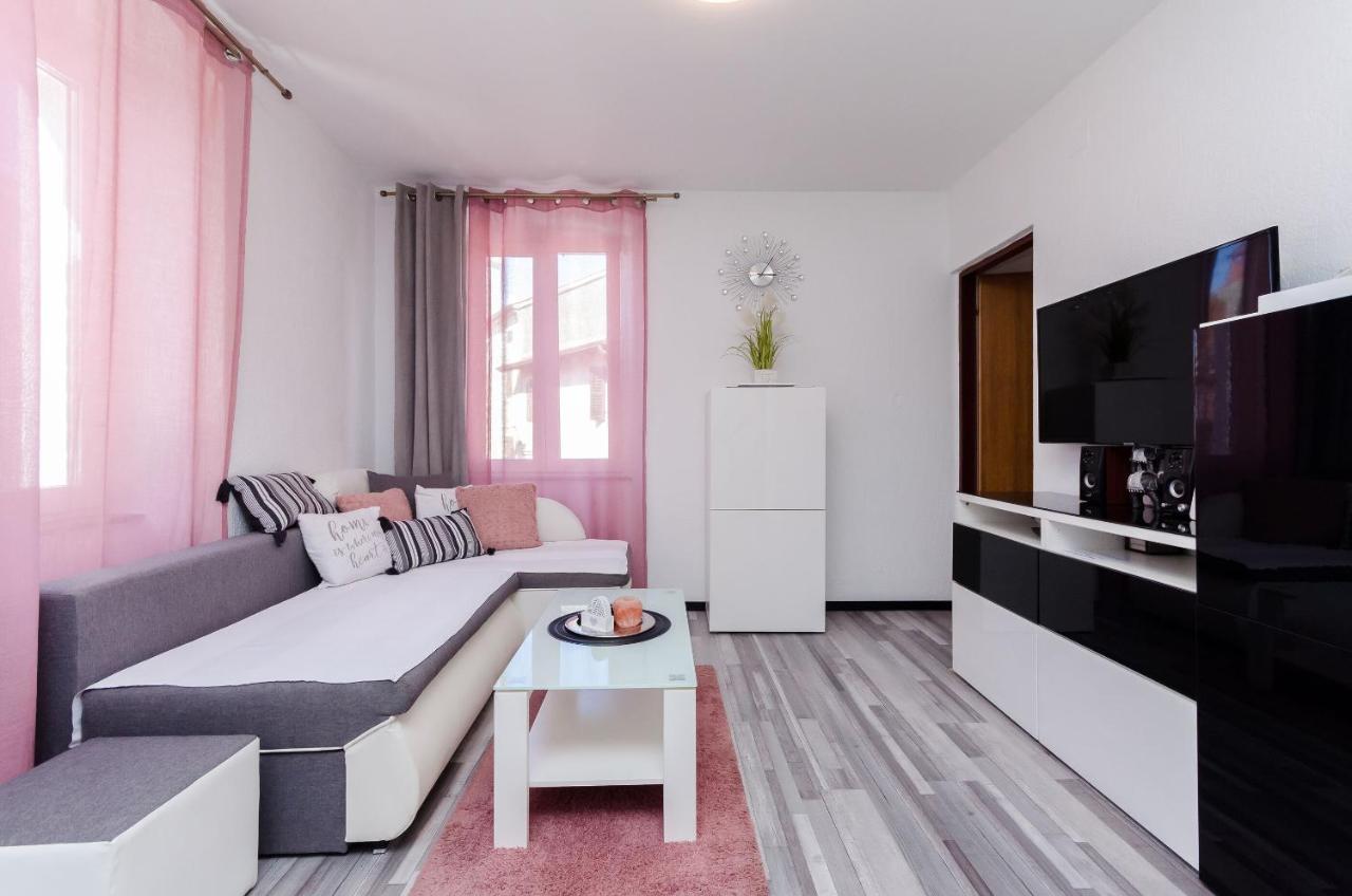 Apartment Mare Врсар Экстерьер фото
