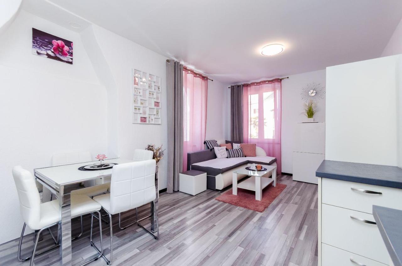 Apartment Mare Врсар Экстерьер фото
